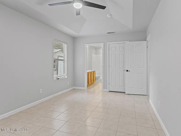 6234 W Lamar St — Photo 14