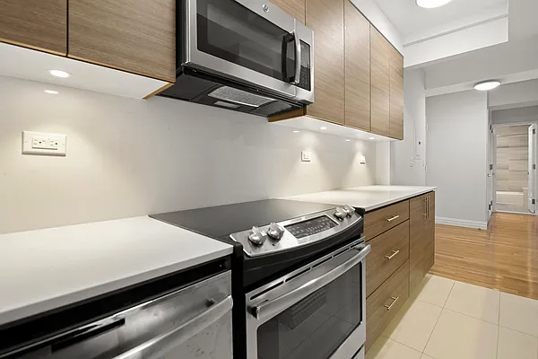 Rented by Stonehenge NYC LLC | media 5