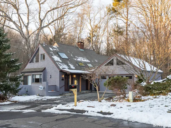 109 Red Clover Circle, Middletown, CT 06457