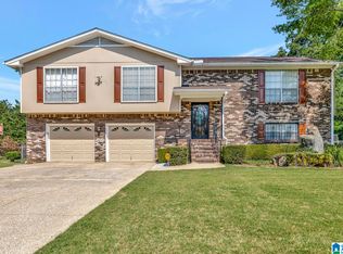 625 Greenbriar Rd, Fairfield, AL 35064