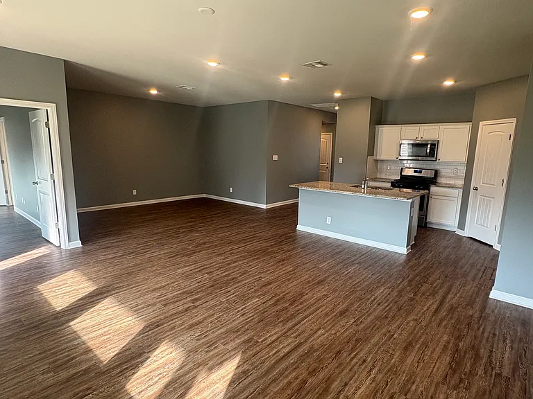 44019 Covington Rdg — Photo 14