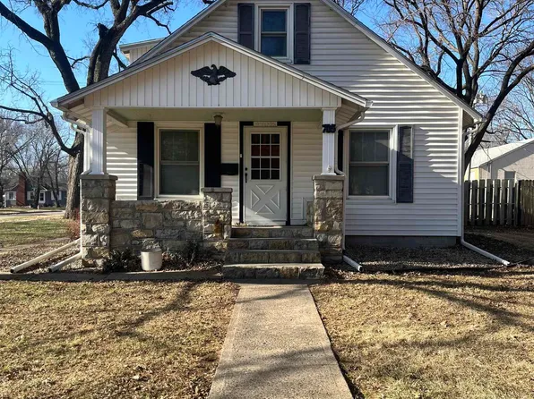 705 Elm St, Emporia, KS 66801