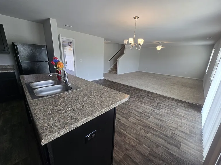 129 Maple Tree Ln — Photo 17