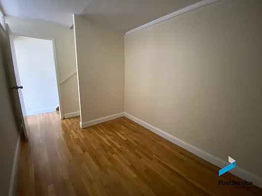 Rented by FirstService Realty (legacy) | media 13