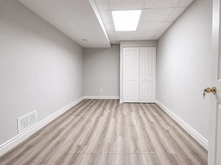1500 Richmond St #40 — Photo 12