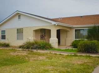 300 Luscombe Ln, Los Lunas, NM 87031
