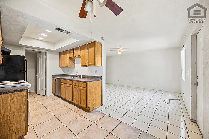 2609 W Ocotillo Rd #4 — Photo 14