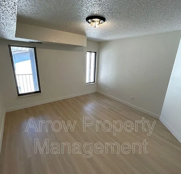 205 E Arbor Ave #310G — Photo 7