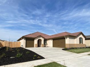 1816 Knights Ferry Dr, Plumas Lake, CA