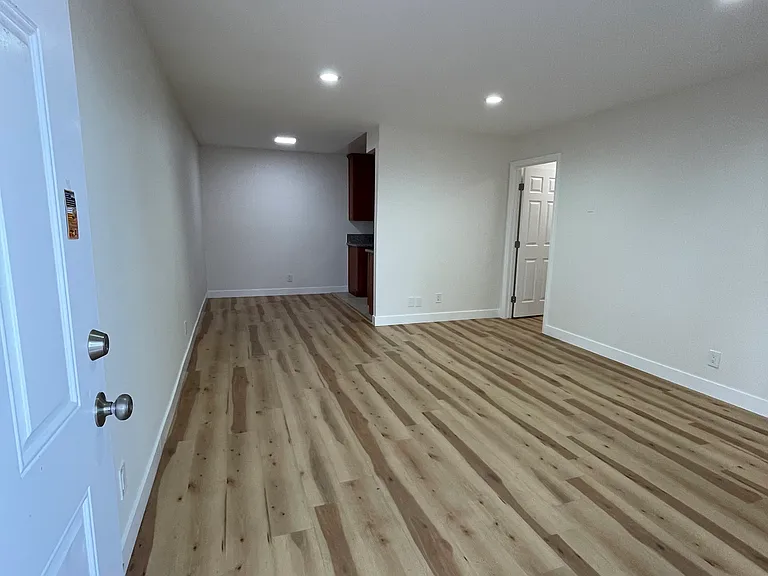 7261 Amigo Ave #10, Reseda, CA 91335 — Photo 28