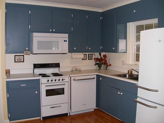 2nd image of 106 N Hilliard St