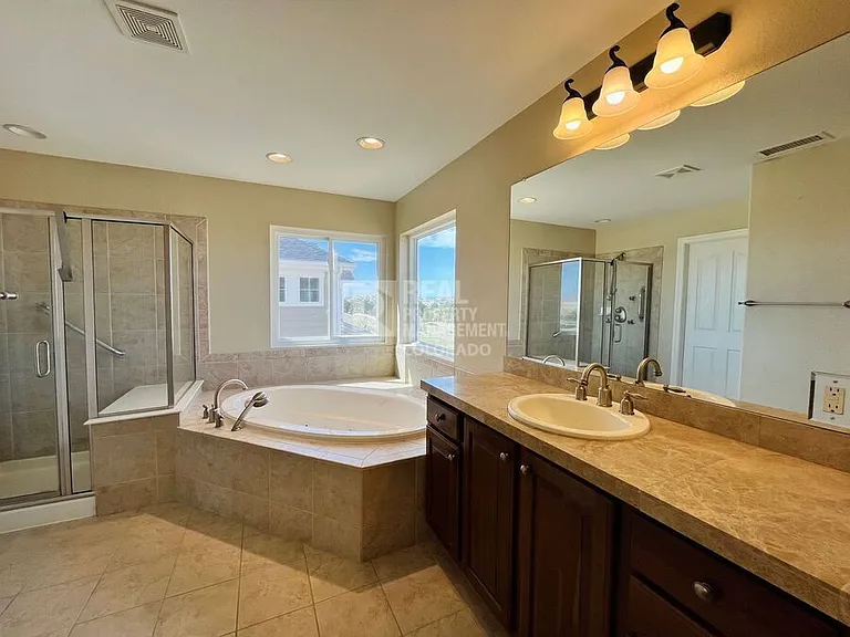 8099 S Country Club Pkwy — Photo 20