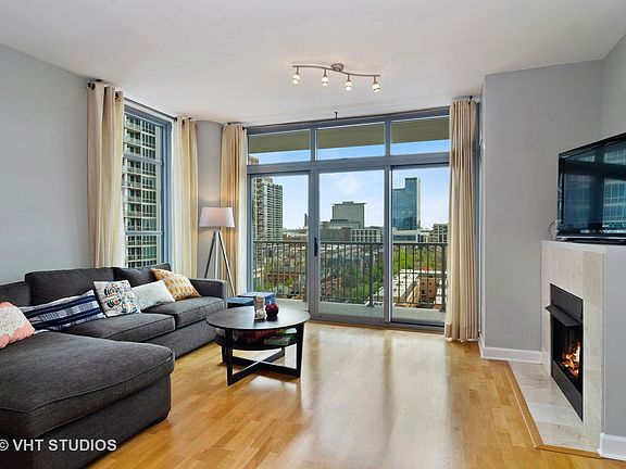 2nd image of 1600 S Prairie Ave #1209