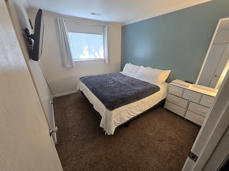 240 Homewood Dr — Photo 10