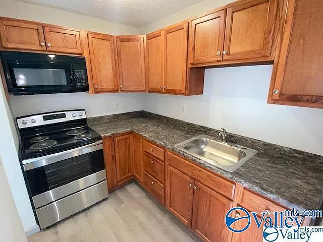 2950 Hood Rd SW #E — Photo 7