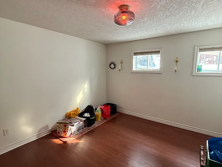 29 McIlwraith Cres — Photo 6