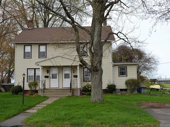 51 Oak St, Enfield, CT 06082