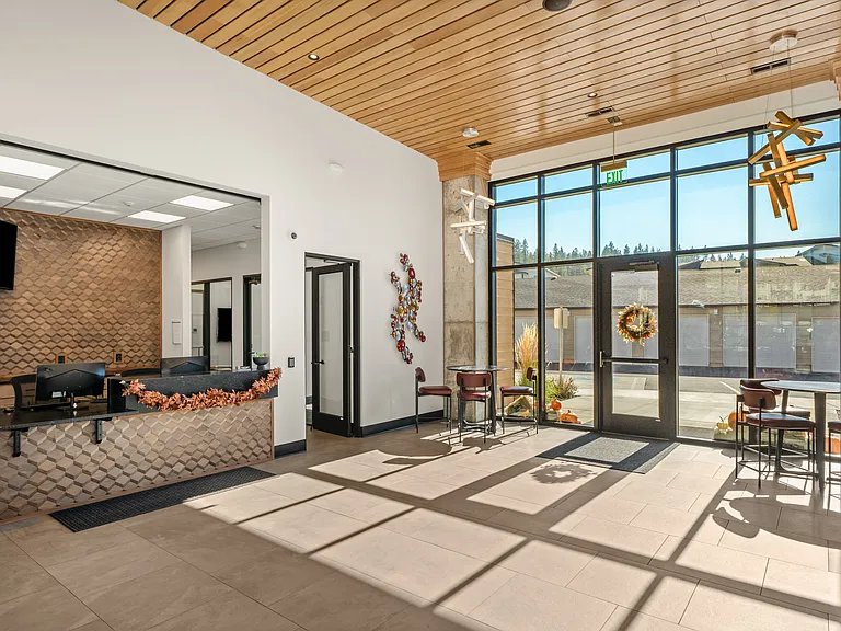 Black Iron Apartments — Photo 16