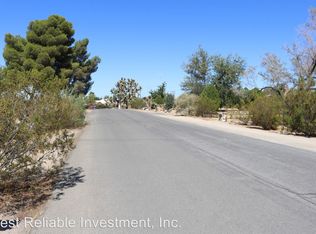 19275 Symeron Rd, Apple Valley, CA 92307