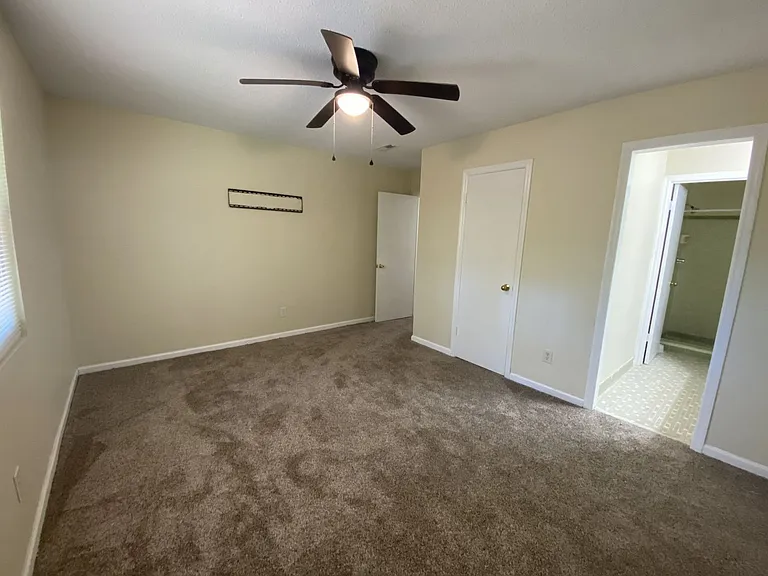 4532 Hillside Dr — Photo 5