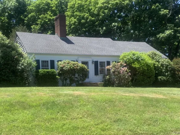 240 Carriage Drive, Middlebury, CT 06762