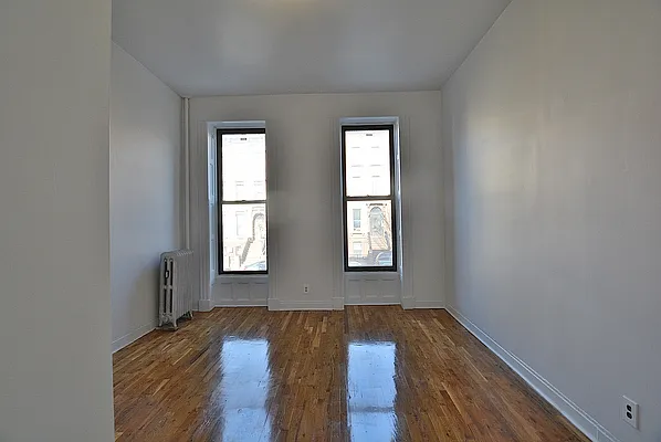 Rented by Hagstrom Management Inc | media 6