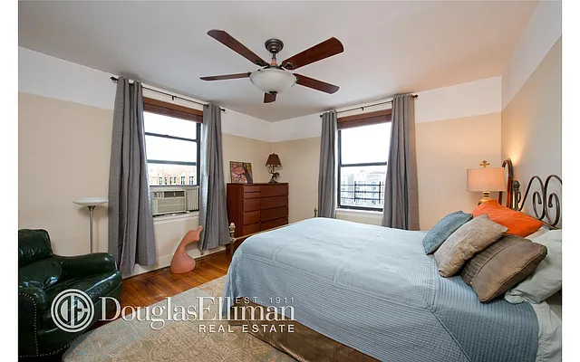 Sold by Douglas Elliman | media 10