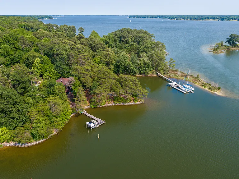 Overhead from 500 feet showing Piankatank River.