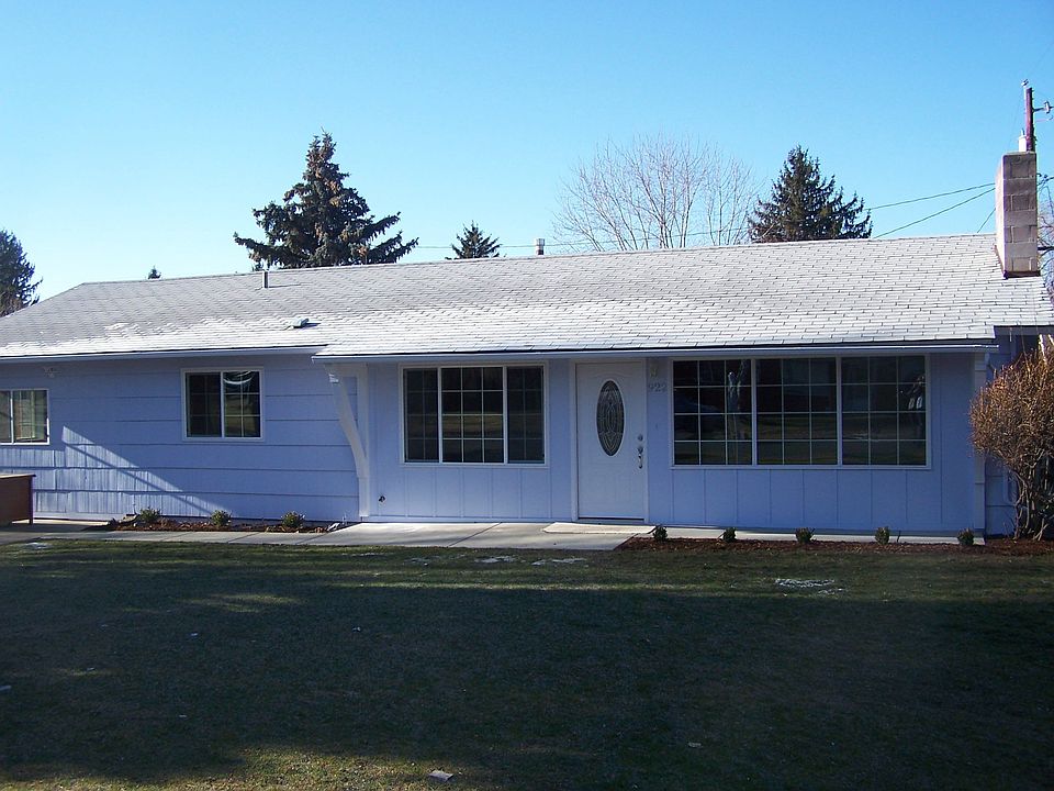 Remodeled from top to bottom!! (Their estimate doesn't take this into account)