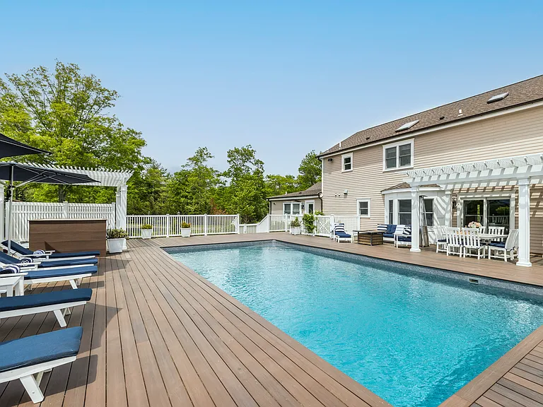 641 Little Bird Rd — Photo 11