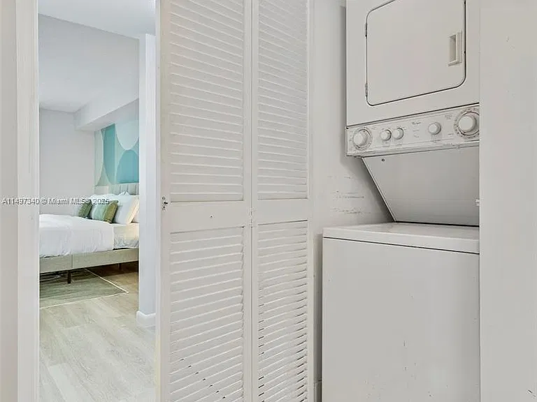 1200 Brickell Bay Dr #3619 — Photo 20
