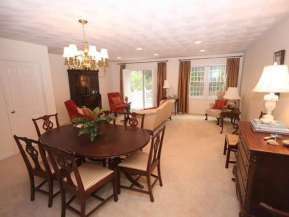 5th image of 151 Laurelwood Dr