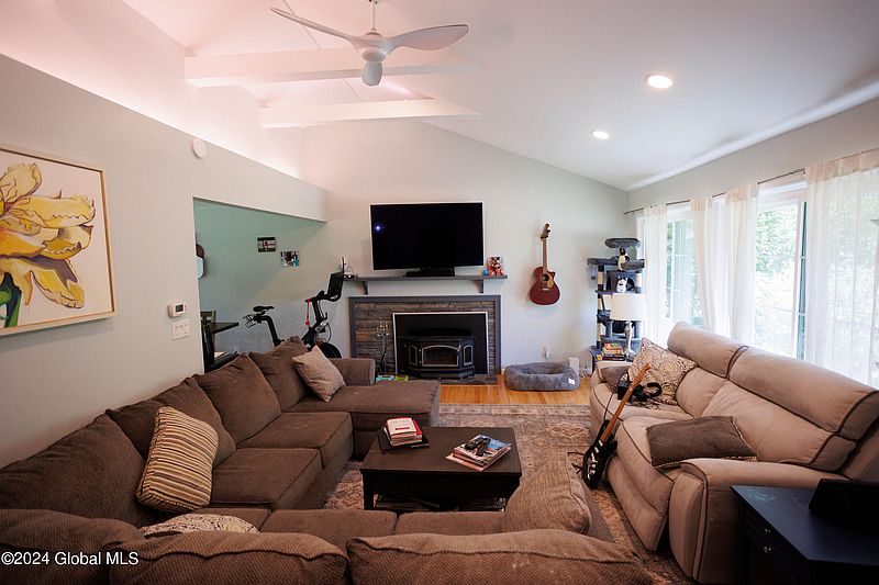 2nd image of 19 Albin Road