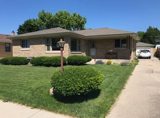 129 Virginia St, Racine, WI 53405