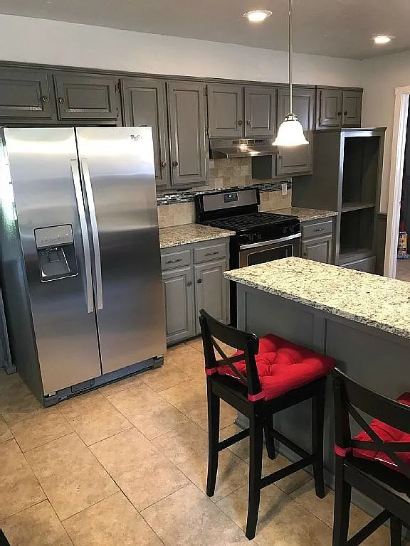 Large Home in West Norman — Photo 4