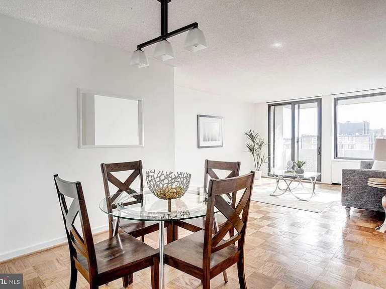 240 M St SW #E708 — Photo 3