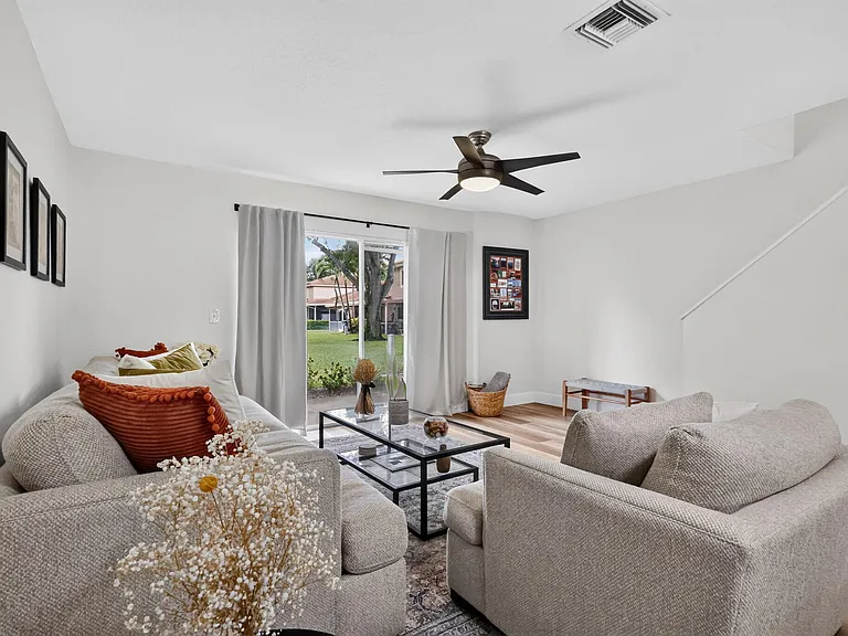 9899 Kamena Cir — Photo 11