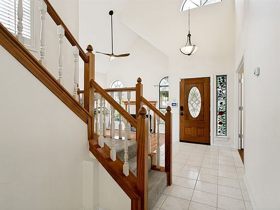 4th image of 18653 Vista Del Sol