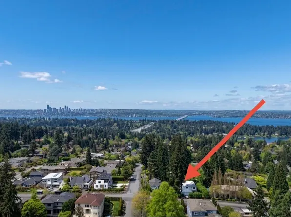 2915 98th Avenue NE, Clyde Hill, WA 98004