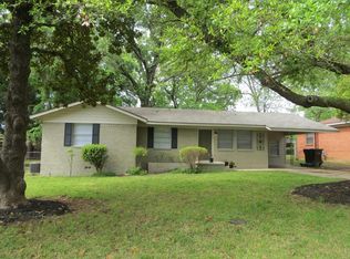 1006 Centenary Dr, Longview, TX 75601