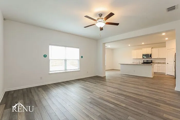 2934 Jackson Smt — Photo 8