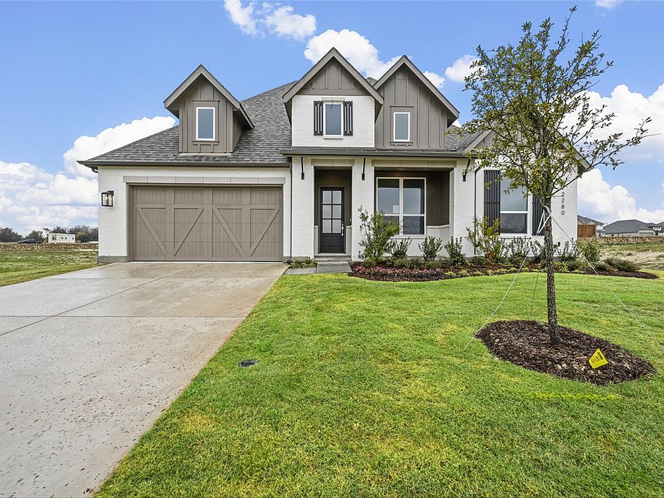1st image of 2280 Emerald Dr