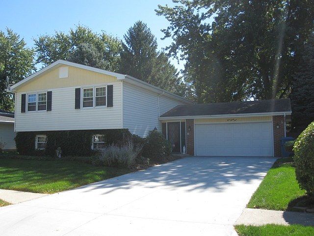 1st image of 434 E Grand Dr