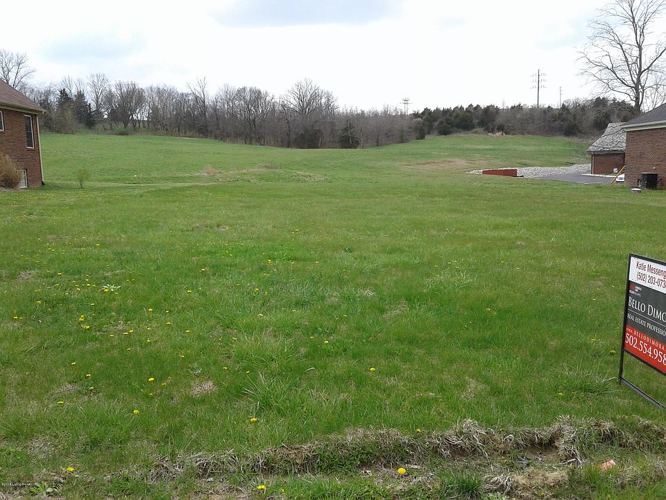 1st image of 70 Oak Tree Way