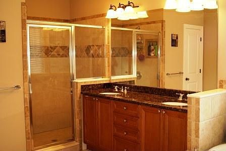 Master vanity w/large shower