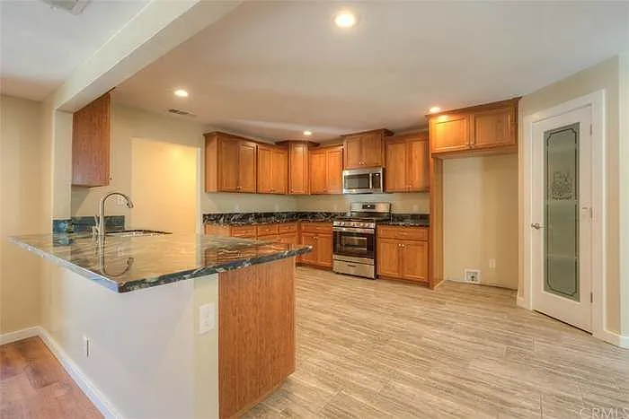 271 Canyon Highlands Dr — Photo 22