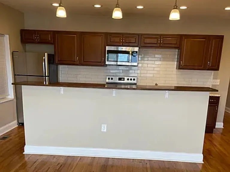 6609 Clayton Rd #1E — Photo 1