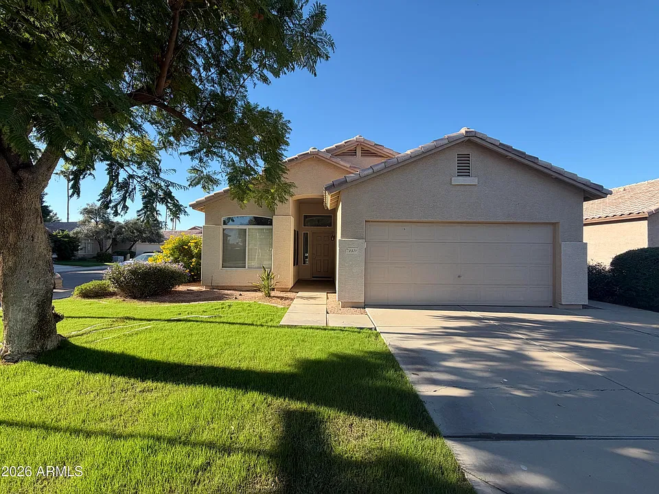 2371 W Indigo Dr