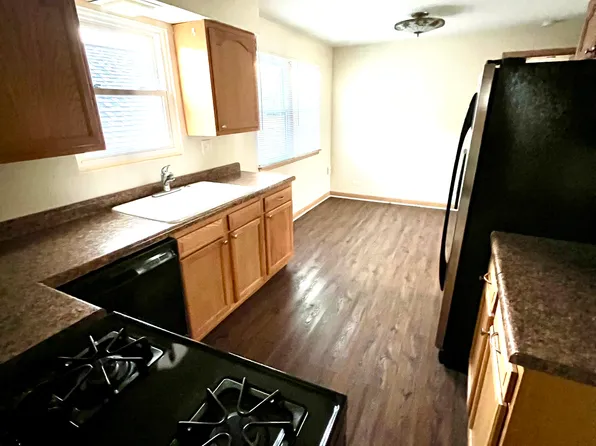 616 Lathrop Ave, Forest Park, IL 60130