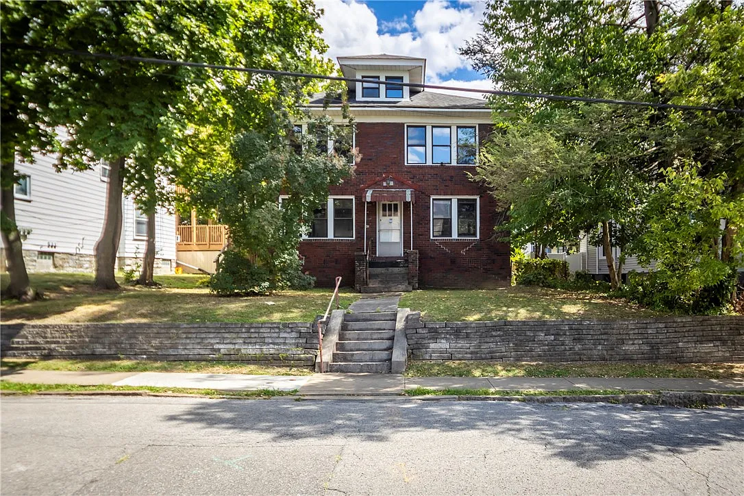 29-31 S Harrison Ave photo 1
